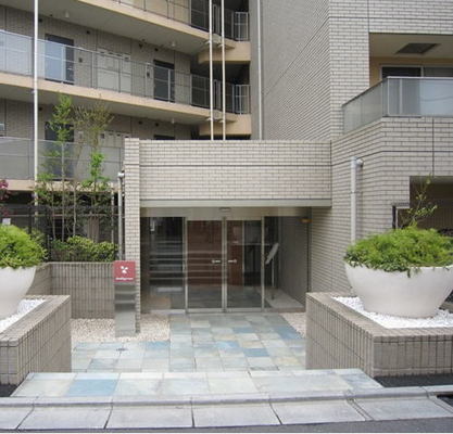 東京都世田谷区下馬１丁目 賃貸マンション 1LDK